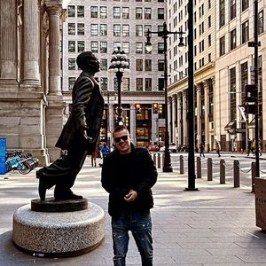 Meet your Posher, Sandro